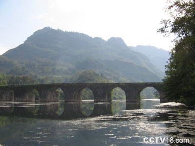 齐云山风景图