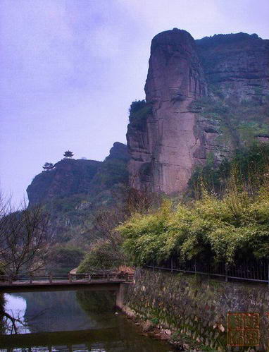 龙虎山地质公园风景图