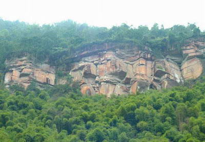 腰带山风景图