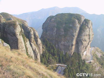 腰带山风景图